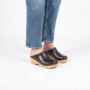 Troentorp Clogs Rembrandt Black leather wooden heel size 40